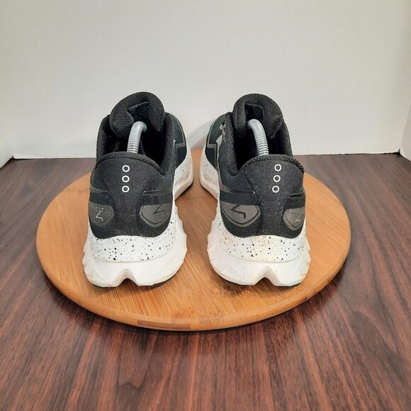 Saucony Endorphin Speed 4 Mens Size 10.5 Shoes Black White Road Running Sneakers - Picture 4 of 10